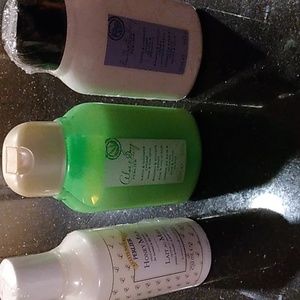 Perlite Bath & Shower Cremes